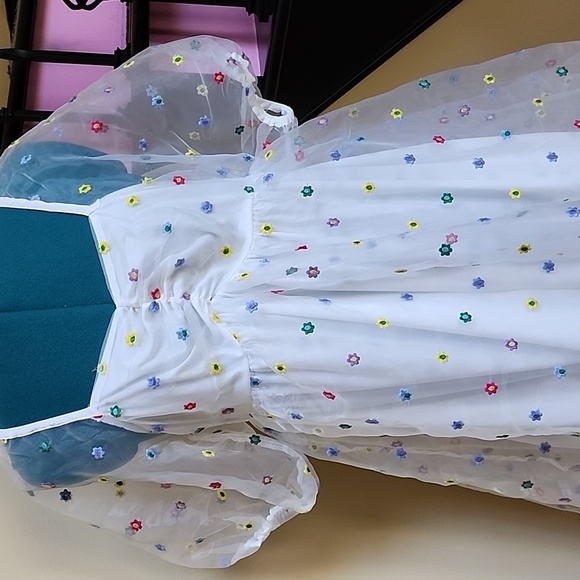 Altar'd State Embroidered Flower Babydoll Dress - SZ M - Picture 2 of 6